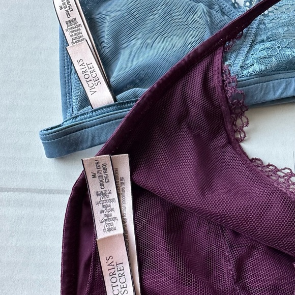 Lot of 2 Victoria Secret Bralettes Both Size Medium - Picture 6 of 9